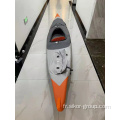 En stock de pêche populaire Kayak Nouvelle arrivée assis sur les pédales de la remorque de kayak à pédale supérieur